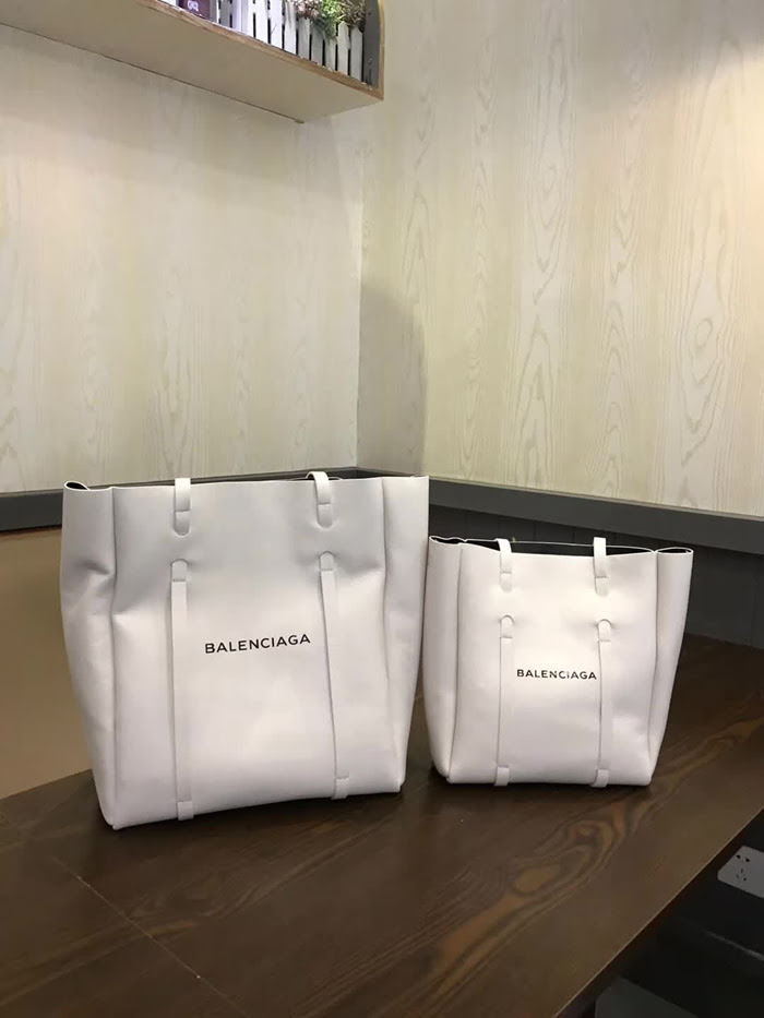 BALENCIAG巴黎世家 超暴款包包 正品開模 摔紋牛皮 購物包  BL1402